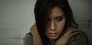 Lucruri pe care le faci când ești rănită emoțional