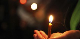 Să rostim împreună Rugăciunea Luminii în Noaptea de Înviere – Doamne ajută tuturor!