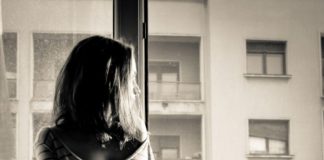 Dragă femeie, niciodată nu fă compromisuri cu tine, de dragul unui bărbat