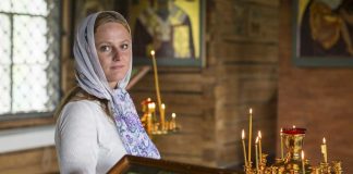 Este bine sau nu să intri în Biserică atunci când ești la menstruație? Iată ce spun preoții