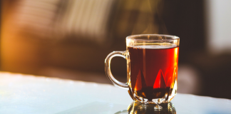 Ceaiul care detoxifiază şi vindecă ficatul în timp record