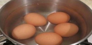 Arunci apa în care ai fiert ouă? Nu mai face greșeala asta. Motivul te va surprinde