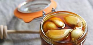 Tratament cu miere și usturoi pentru FICAT