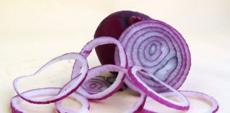 Remedii naturiste cu ceapă roşie