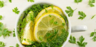 Ceaiul de pătrunjel – beneficii pentru sănătate
