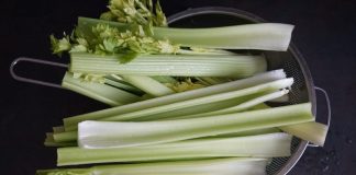 Sucul de țelină vindecă intestinele