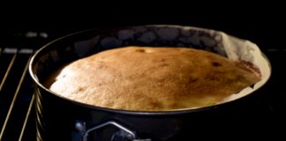 3 ouă, 3 mere si 5 minute pentru a prepara o plăcintă fantastică cu mere