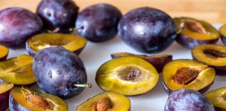Prunele sunt foarte bune pentru creier – stimulează memoria, previn boala Alzheimer şi demenţa senilă