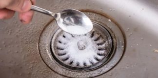 3 sfaturi simple pentru a desfunda chiuveta din baie sau bucătărie cu sare