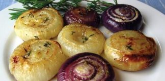 Ceapă la cuptor în loc de medicamente pentru multe afecțiuni. Iată cum se coace corect!