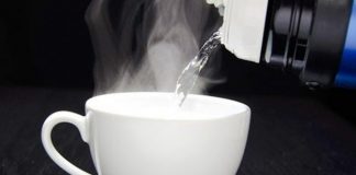 Cura de slăbire cu apă fiartă – Slăbești 20 de kilograme în 21 de zile!