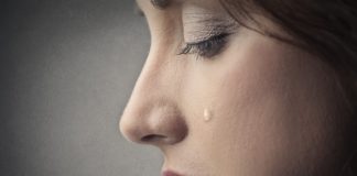 Degeaba suntem împreună dacă ești departe de sufletul meu