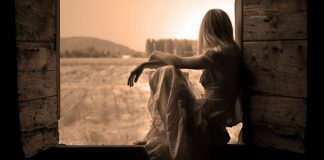 Irina Binder: „Vă asigur că oamenii de calitate nu ascultă cu gura căscată bârfele nimănui”