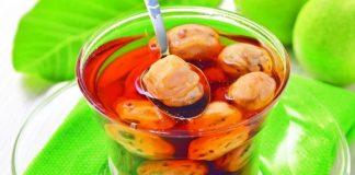 Dulceață de nuci verzi – bună de te lingi pe degete!