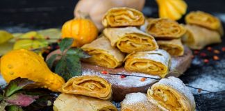 Plăcinte tărănești cu dovleac – un desert parfumat, colorat și simplu de preparat!
