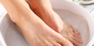 O baie la picioare detoxifică întregul organism – iată cele mai bune rețete!