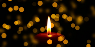 Cel mai trist Crăciun nu este acela fără brad sau cadouri. Cel mai trist Crăciun este acela fără oamenii dragi alături!