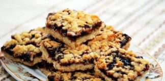 Prăjitură fragedă de post, cu gem și nucă – o rețetă simplă și delicioasă!