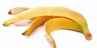 Nu mai arunca cojile de banane. Iată 10 întrebuințări mai puțin știute ale acestora!