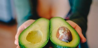 Mănâncă AVOCADO de două ori pe săptămână pentru sănătatea inimii!