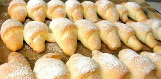 Cornuri de casă cu gem, fără ouă, lapte sau unt – foarte bune și ușoare în perioada postului!