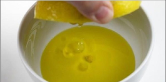 Stoarce 1 lămâie și amestec-o cu 1 lingură de ulei de măsline. Remediul care face miracole pentru organism!