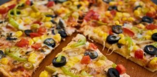 Cea mai bună reţetă de pizza de post! Toate ingredientele sunt la îndemâna ta.