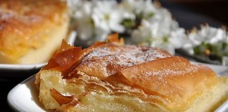 Plăcintă cu griș, de post – aluat crocant, umplutură fină și delicioasă!