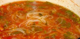 Ciorbă de roșii – o rețetă foarte simplă și foarte gustoasă!