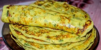 Cum le pui pe masă, cum dispar – Clătite cu cașcaval și mărar delicioase!