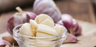 Remedii naturale pentru durerea de dinți, cu efecte antibacteriene, antiinflamatoare și analgezice