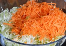 Salata de varză, țelină și morcovi te ajută să slăbești rapid, fără prea mult efort. Menține sănătatea arterelor, scade colesterolul rău, îmbunătățește vederea!