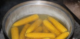 De ce e bine să mănânci porumb fiert – iată 8 beneficii neștiute pentru sănătate!